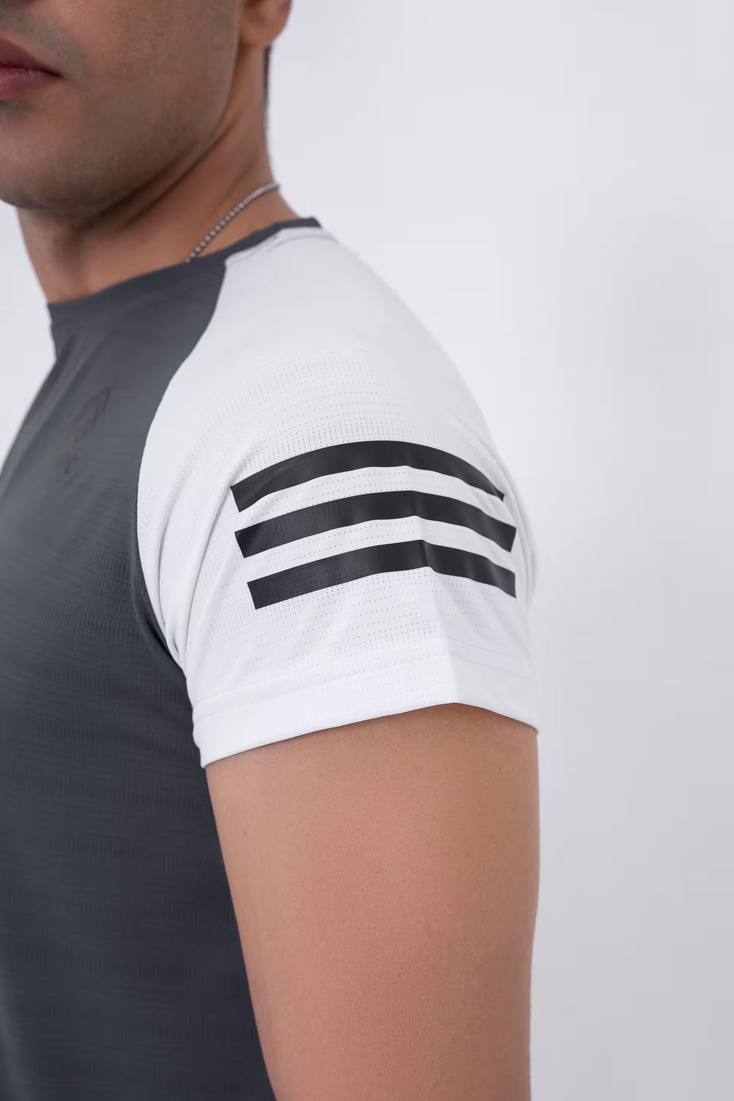 DarkgreyXWhite